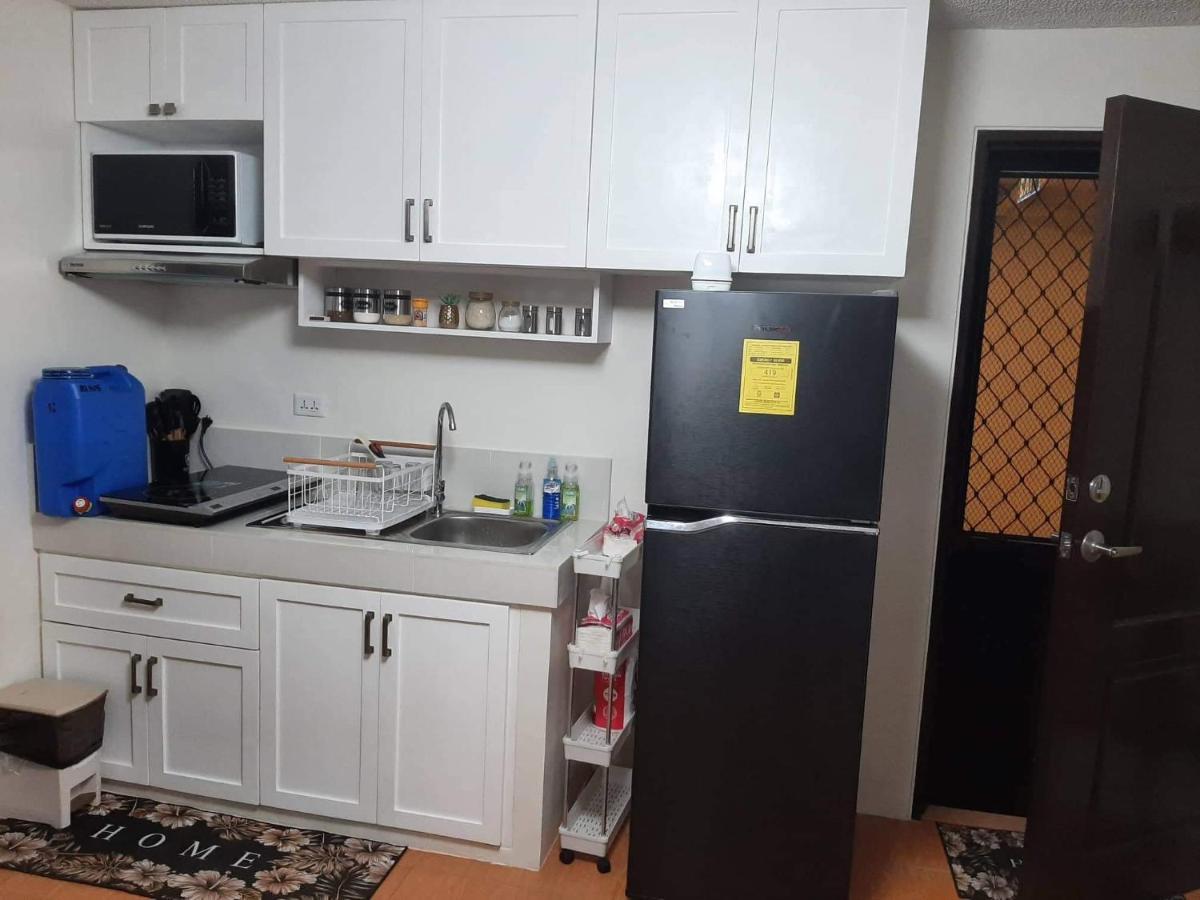 Lovely 2 Bedroom Condo With Free Secured Parking Маніла Екстер'єр фото